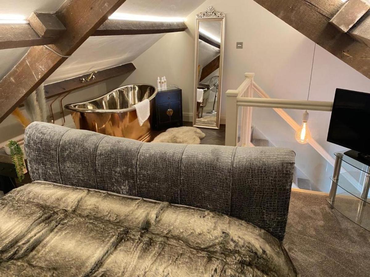 ホークスヘッド The Hive At Poppi-Red Bed & Breakfast エクステリア 写真